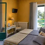 Hotell Des Pins