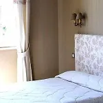 Des Pins Hotell 3*