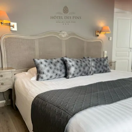 Des Pins Hotel 3*