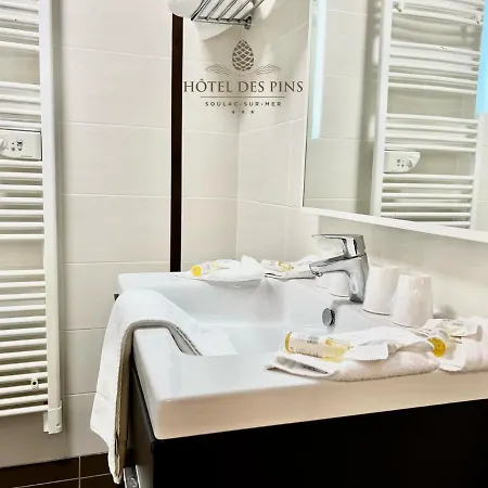 Otel Des Pins 3*