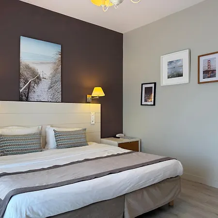 Hotel Des Pins 3*